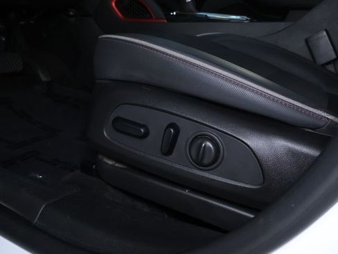 Used 2023 Chevrolet TrailBlazer RS image 15