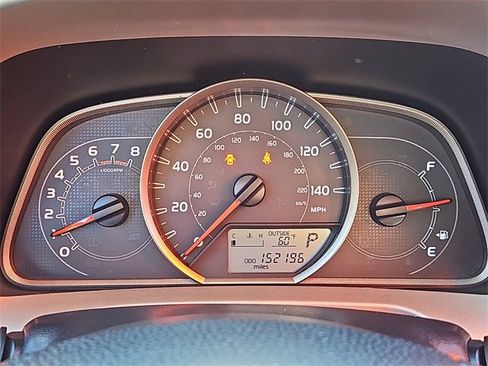 Used 2014 Toyota RAV4 XLE image 25