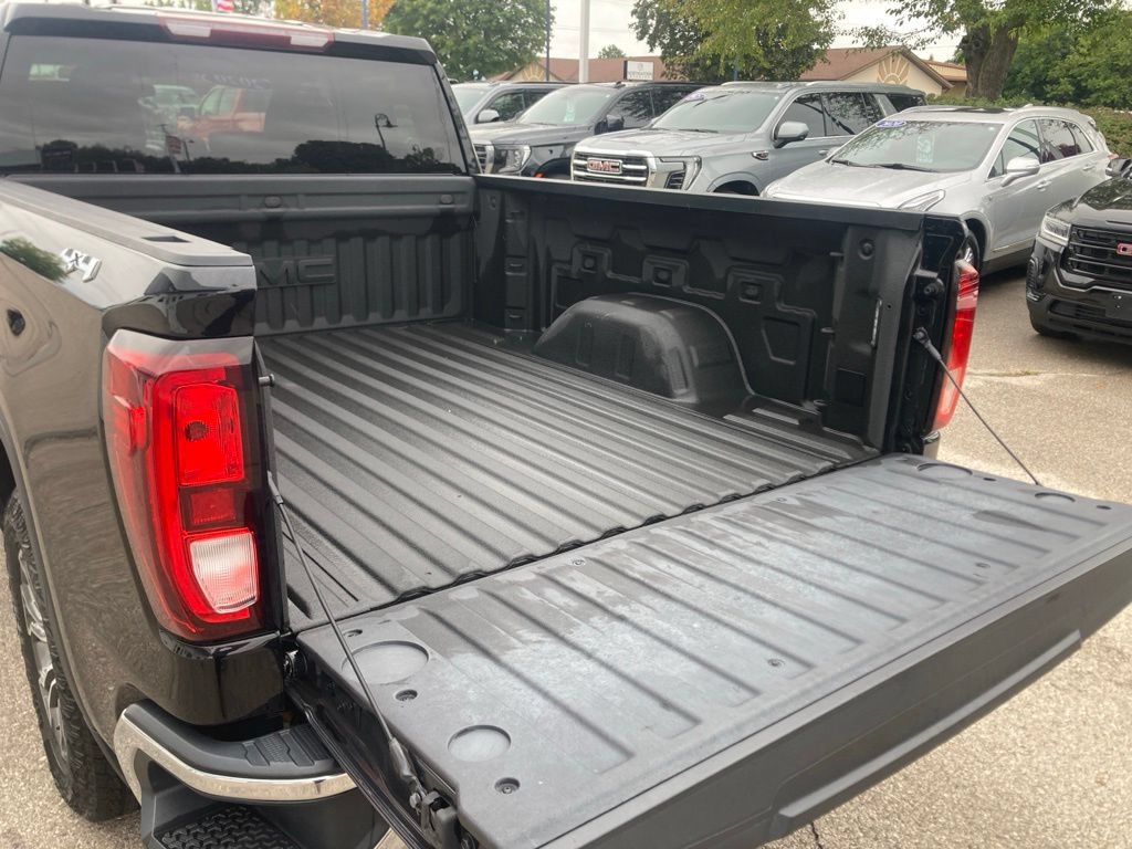 Certified 2020 GMC Sierra 1500 SLE w/ SLE Value Package AWD/4WD image 10