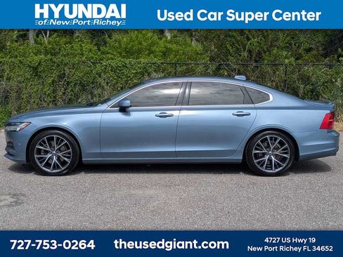 Used 2018 Volvo S90 T5 Momentum w/ Convenience Package AWD/4WD image 2