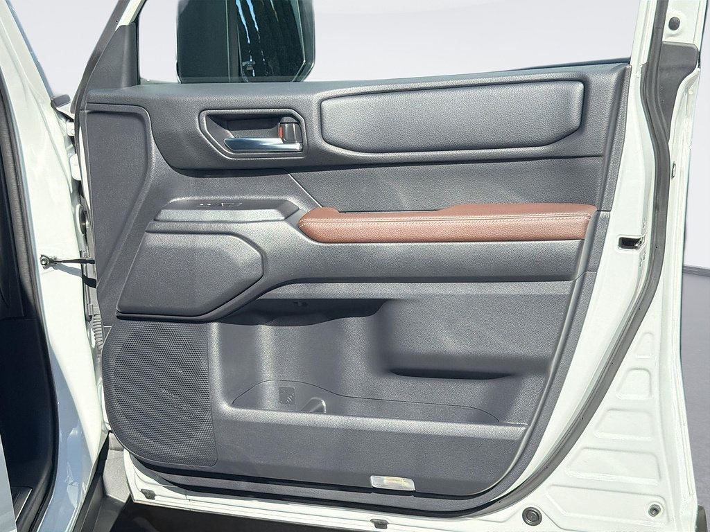 Used 2025 Toyota Land Cruiser AWD/4WD image 30