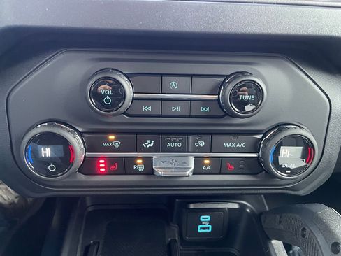 New 2025 Ford Bronco Big Bend w/ Black Diamond Package image 19