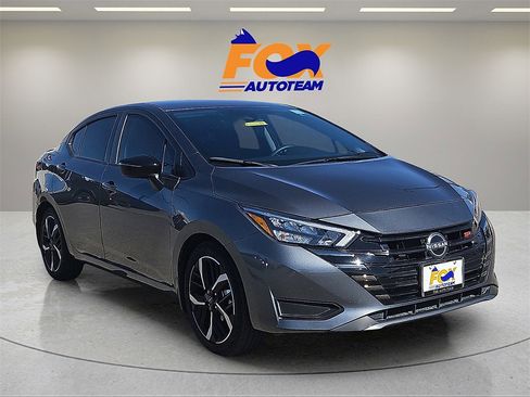 Used 2025 Nissan Versa SR w/ Trunk Package image 7