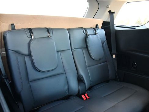Used 2026 Ford Explorer Active w/ Active Comfort Package AWD/4WD image 18