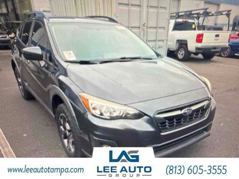 Used 2018 Subaru Crosstrek 2.0i Premium w/ Popular Package #2 AWD/4WD image 3