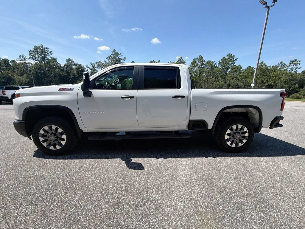 Used 2025 Chevrolet Silverado 2500 Custom w/ Custom Convenience Package AWD/4WD image 6
