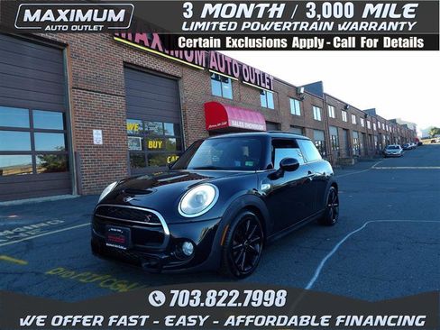 Used 2015 MINI Cooper S image 1