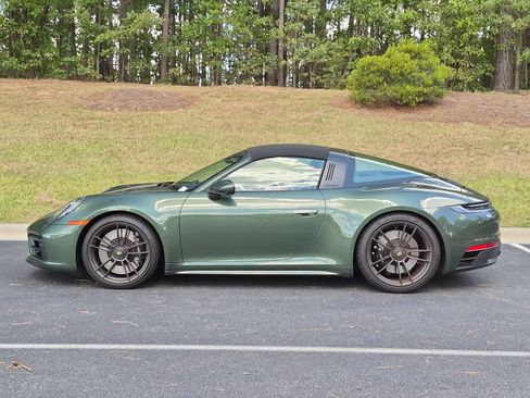 Certified 2024 Porsche 911 Targa 4 GTS AWD/4WD image 2