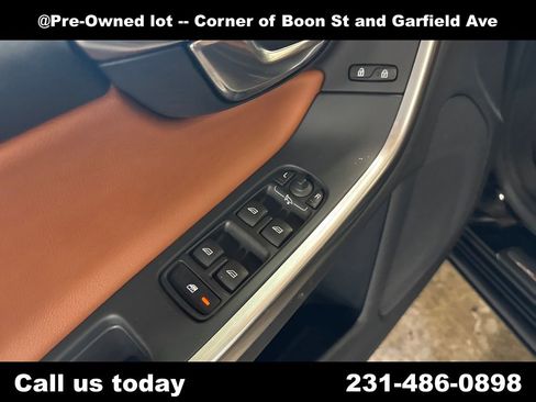 Used 2016 Volvo S60 T5 Premier w/ Convenience Package FWD image 15