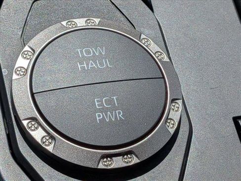 Used 2025 Toyota Tacoma SR5 RWD image 15