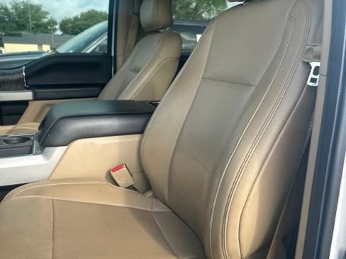 Used 2017 Ford F350 Lariat w/ Lariat Ultimate Package AWD/4WD image 7