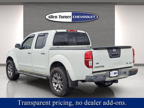 Used 2015 Nissan Frontier SL w/ Moonroof Package image 9