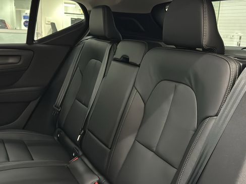 New 2026 Volvo XC40 B5 Plus w/ Protection Package Premier image 24