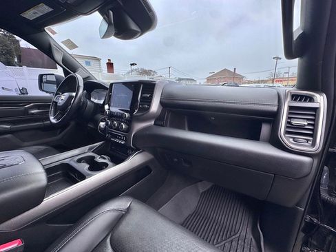 Used 2019 RAM 1500 Sport w/ Advanced Safety Group AWD/4WD image 17