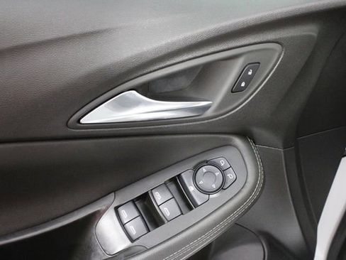 Used 2024 Buick Encore GX Sport Touring image 16