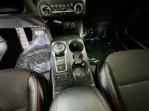 Used 2024 Ford Escape ST-Line FWD image 22