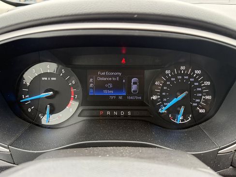 Used 2013 Ford Fusion SE FWD image 10