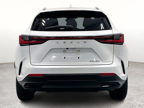 Used 2025 Lexus NX 250 FWD w/ Premium Package image 4