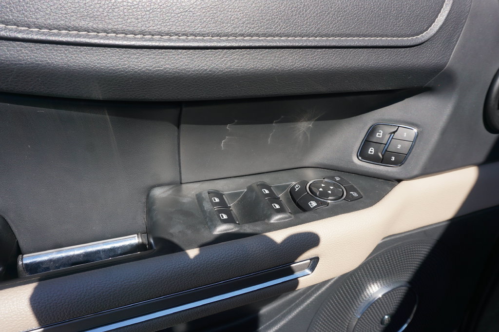 Used 2023 Ford Expedition Max Limited AWD/4WD image 4