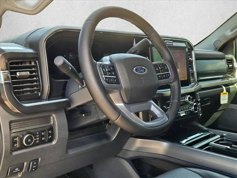 New 2026 Ford F250 Lariat w/ Black Appearance Package AWD/4WD image 3