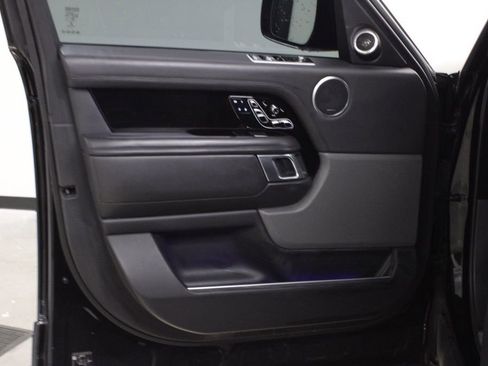 Used 2019 Land Rover Range Rover Long Wheelbase Autobiography image 15