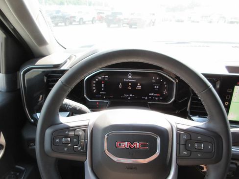New 2026 GMC Sierra 1500 SLE w/ Max Trailering Package AWD/4WD image 22