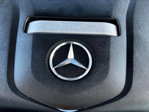 Used 2018 Mercedes-Benz E 300 image 31