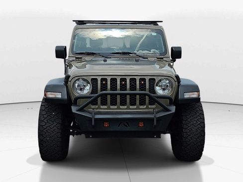 Used 2020 Jeep Gladiator Sport w/ Quick Order Package 24S AWD/4WD image 9