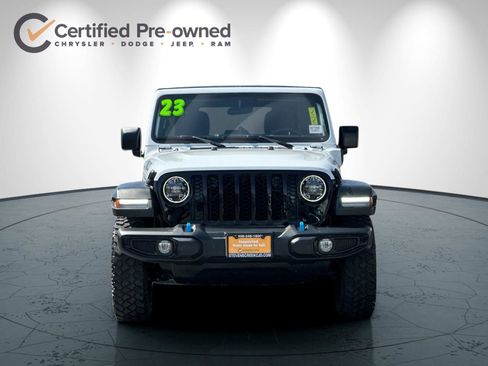 Used 2023 Jeep Wrangler Unlimited AWD/4WD image 9