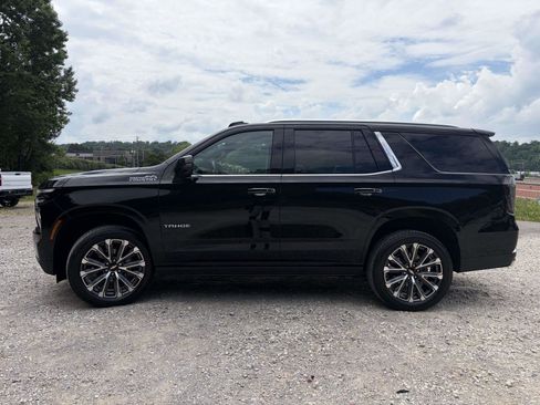 Used 2026 Chevrolet Tahoe High Country RWD image 25