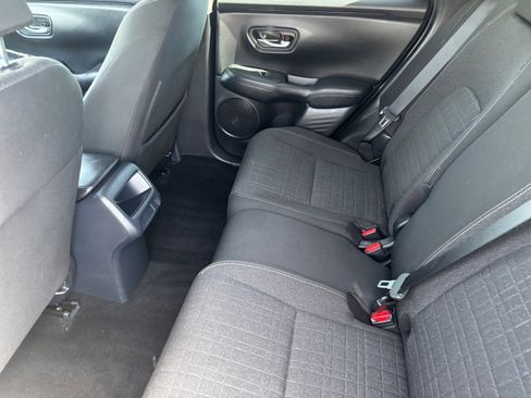 Used 2024 Honda HR-V LX image 18