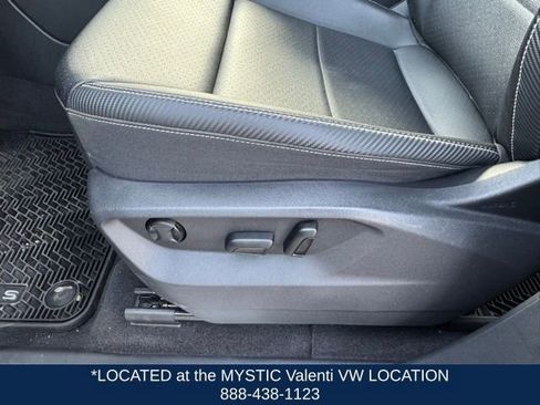 Used 2022 Volkswagen Atlas Cross Sport SE w/ Panoramic Sunroof Package image 28