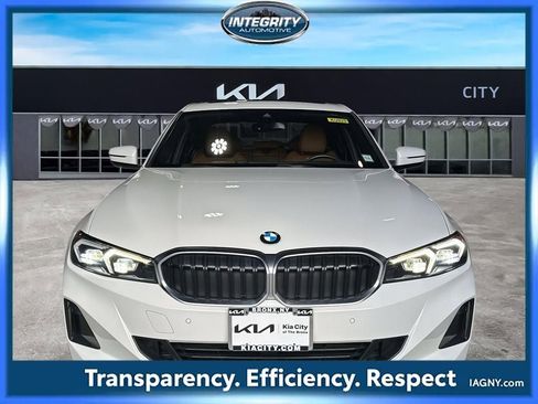 Used 2023 BMW 330i xDrive Sedan w/ Premium Package image 2