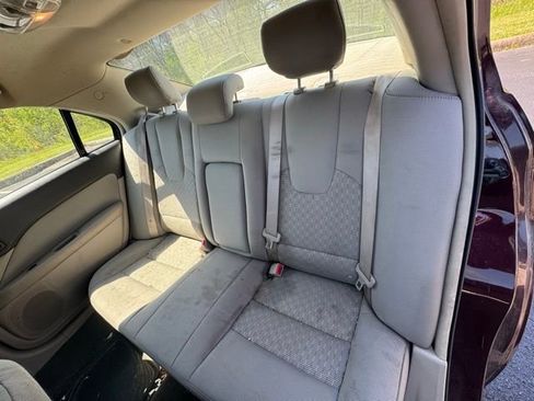 Used 2011 Ford Fusion S image 10