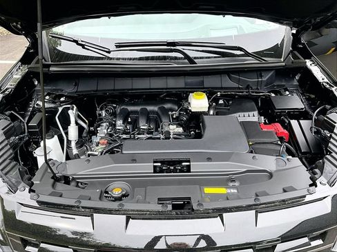 New 2026 Nissan Pathfinder Platinum AWD/4WD image 11