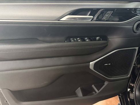 New 2025 Jeep Wagoneer Series II image 25