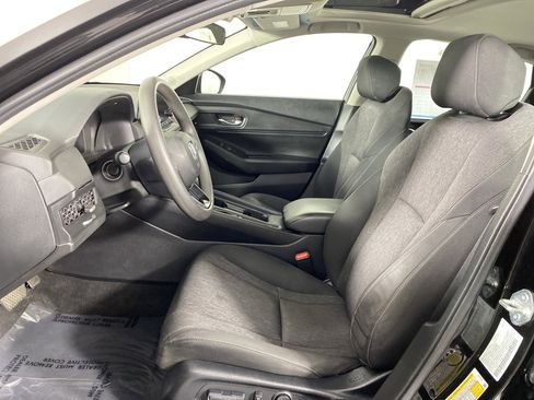 Used 2023 Honda Accord EX image 16