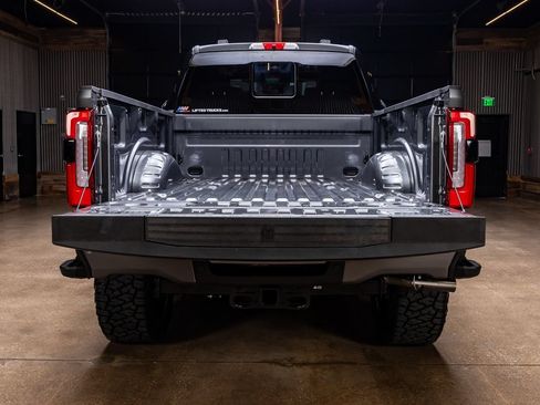 Used 2026 Ford F250 Platinum AWD/4WD image 9