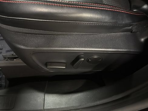 Used 2024 Ford Escape ST-Line w/ Tech Pack #1 FWD image 15