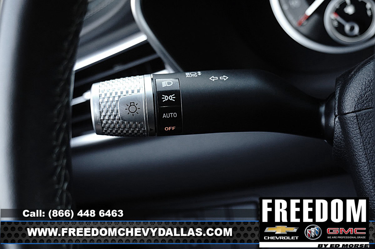 Used 2025 Genesis G70 2.5T AWD/4WD image 24