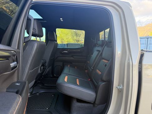 Used 2023 GMC Sierra 1500 AT4 w/ AT4 Premium Package AWD/4WD image 26