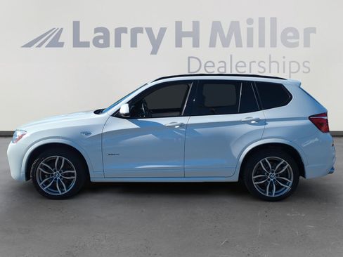 Used 2017 BMW X3 xDrive28i image 2