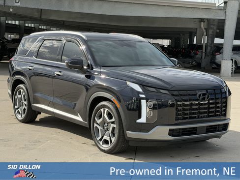 Used 2025 Hyundai Palisade SEL image 2