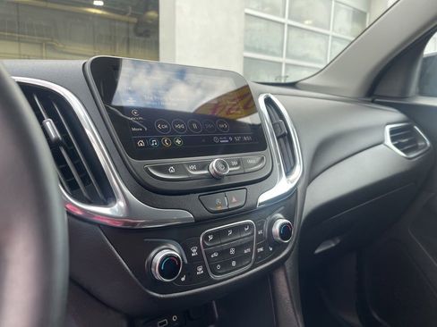 Used 2024 Chevrolet Equinox LT AWD/4WD image 15