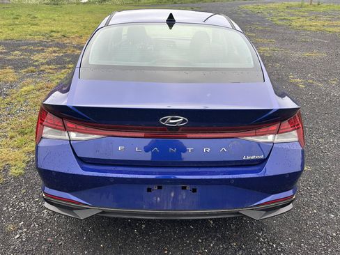 Certified 2023 Hyundai Elantra Limited FWD image 7