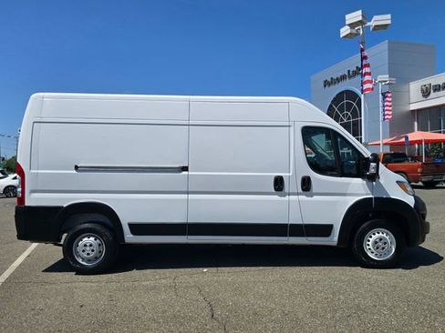 Used 2023 RAM ProMaster 2500 FWD image 7