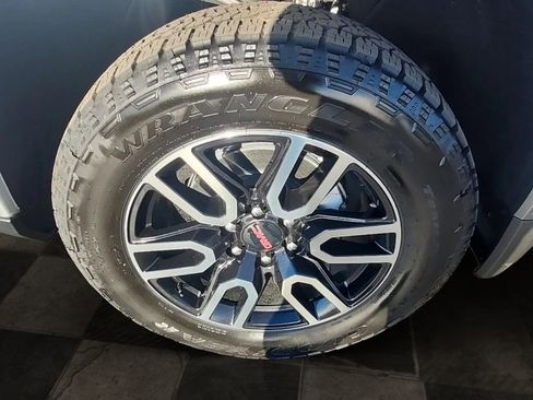 Used 2026 GMC Sierra 1500 AT4 w/ AT4 Premium Package AWD/4WD image 6