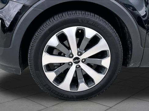 Used 2022 Kia Telluride S AWD/4WD image 10