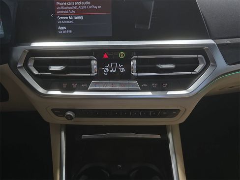 Used 2021 BMW 330i Sedan w/ Convenience Package image 20