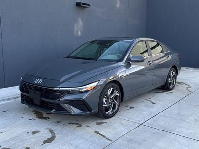 Used 2025 Hyundai Elantra SEL